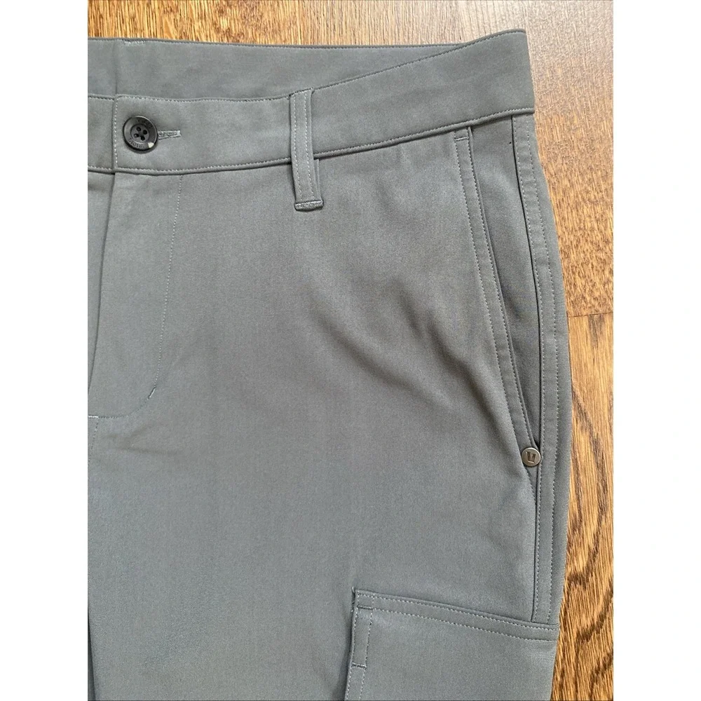 Vuori Pants Mens Meta Cargo Comfort Stretch V451 Grey 34x29 Ankle Work Capsule